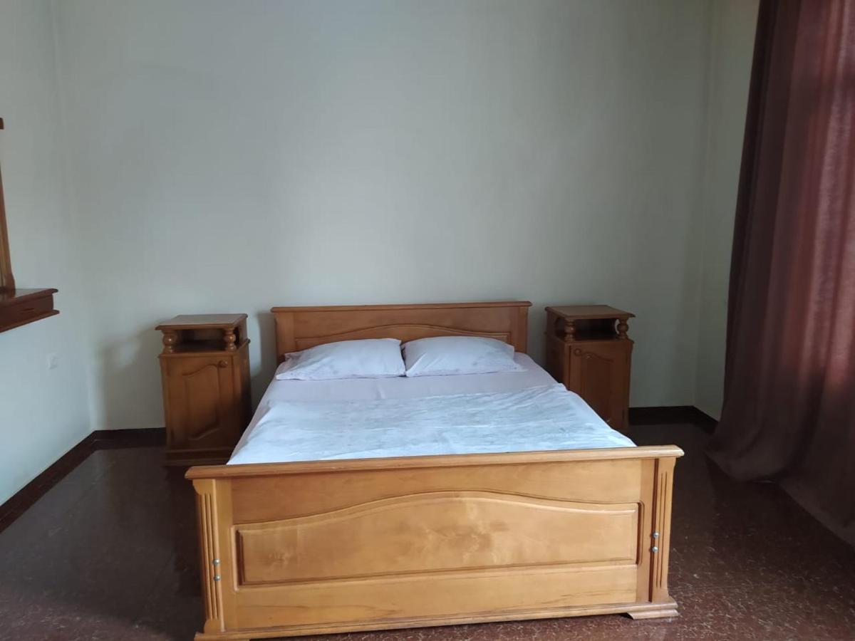 Hotel Ni&La Batumi Kültér fotó