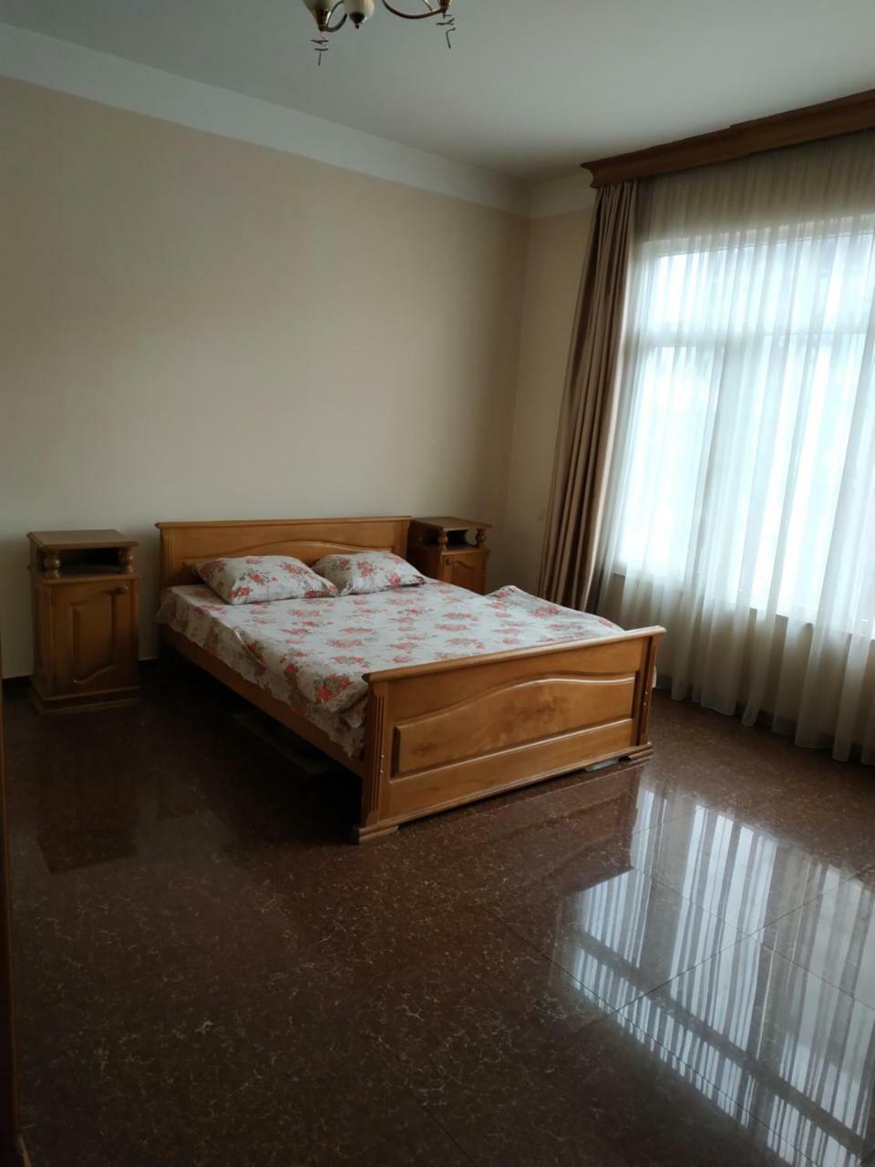 Hotel Ni&La Batumi Kültér fotó